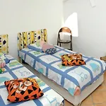 Lovely In With Kitchen * 拉加尔德