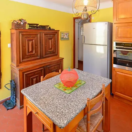 Lovely In With Kitchen *