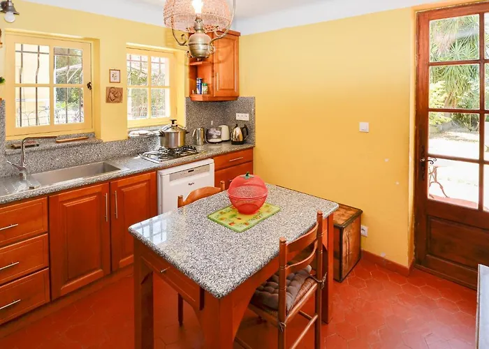 Lovely In With Kitchen * La Garde (Var)