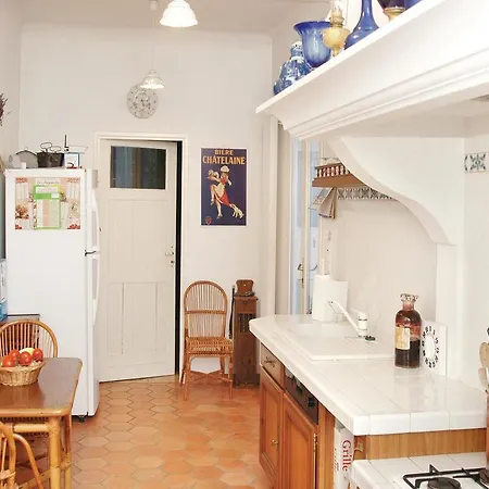 Tatil Evi Lovely In With Kitchen La Garde (Var)