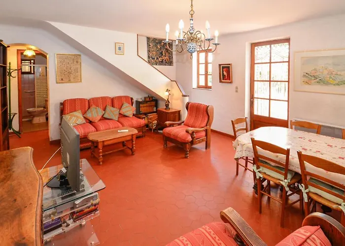 Lovely In With Kitchen *